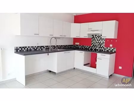 villa 2 pièces 49 m²