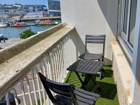 lot de 4 studios vue mer et port