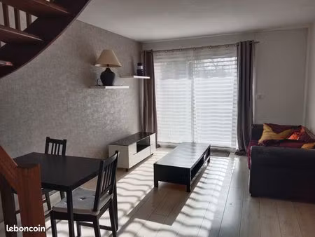 appartement f2 duplex meublé