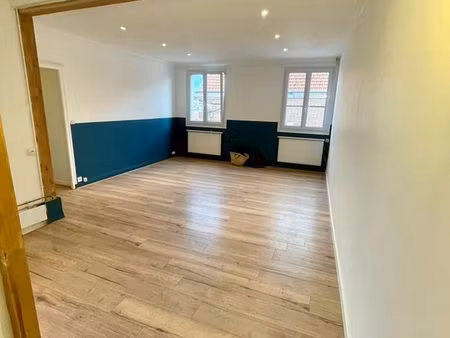 t3 64m²  bel appartement renové   calme et lumineux proche centre