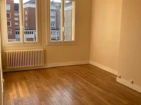 f2 a louer lisieux hyper centre