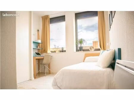 studio 1 pièce 19 m²