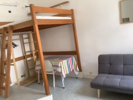 studio meublé et équipé quartier historique vannes