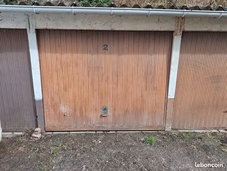 garage/box sécurisé 120 rue de la papeterie corbeil essonne