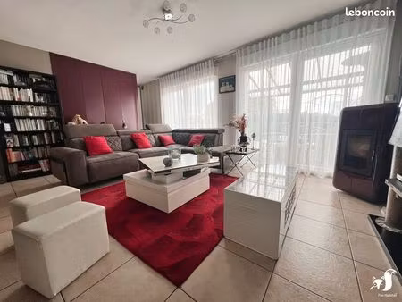 maison 6 pièces 177 m²