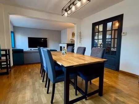 maison 6 pièces 140 m²