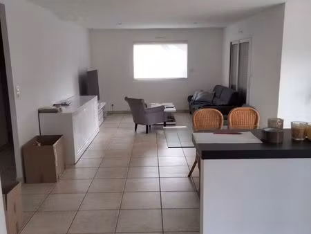 loue maison 4 chambres - superficie de 145 m² loi carrez