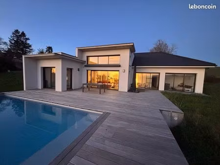 maison contemporaine - vue pyrénées