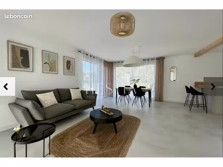 villa 5 pièces 113 m²