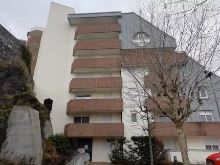 appartement 6 pièces 159 m²