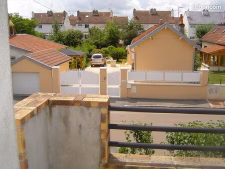 studio meublé pour étudiant(e)