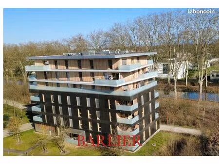 appartement 6 pièces 96 m²