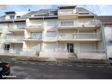 studio 1 pièce 28 m²