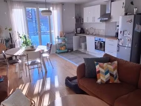 appartement f3 avec terrasse et garage