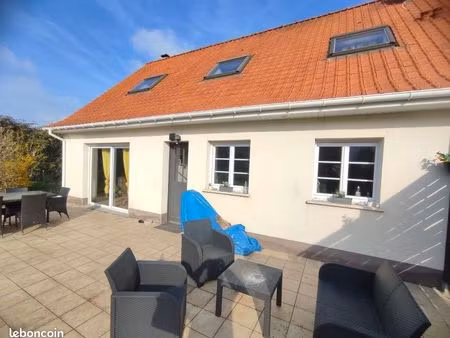 maison 9 pièces 177 m²