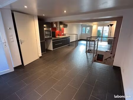 appartement sous plex