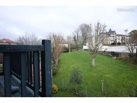 04 pieces traversant loué à l'année