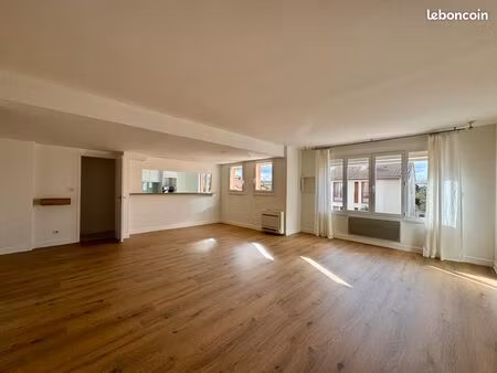 location - toulouse - cote pavée - appartement t3