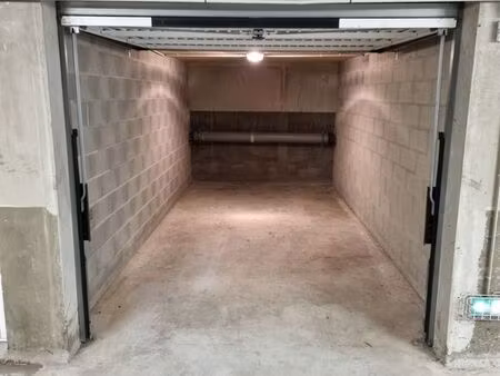 vente garage bischeim