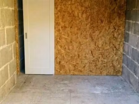 loue box 4m2 quartier siblas - toulon