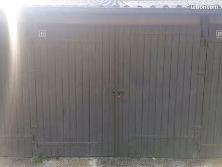 garage à louer
