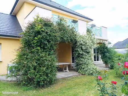 a louer maison meublée avec piscine à oloron sainte marie
