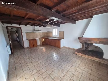 maison ancienne avec jardin + garage – environnement calme – pontiacq-viellepinte (64460)