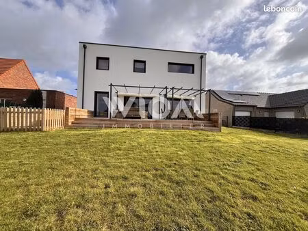 maison 9 pièces 172 m²