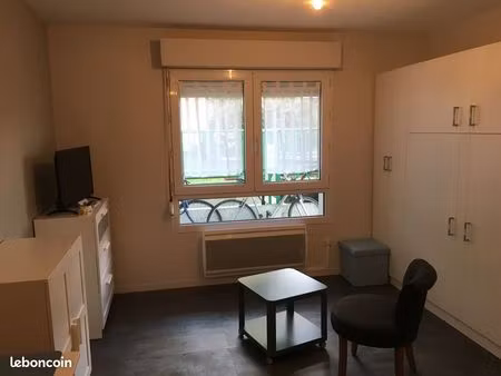 studio meublé à louer