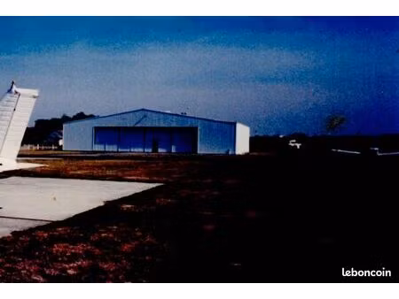 location place de hangar aéronautique - st andré de l’eure (27220)