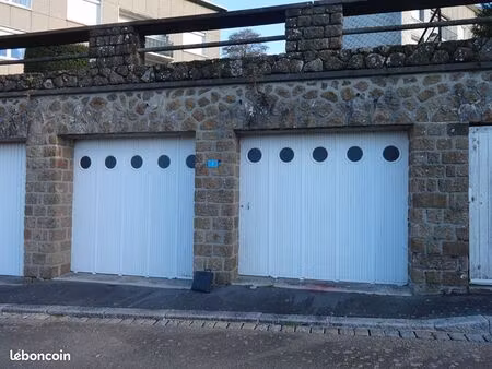 parking/box vire normandie