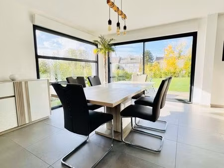 pavillon 4 pièces 156 m²