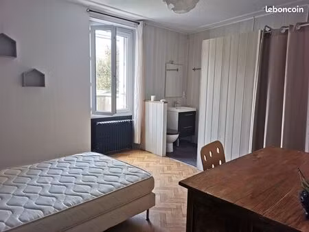chambre avec sdb privée