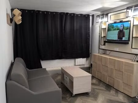 studio 26m2 rénové avec balcon