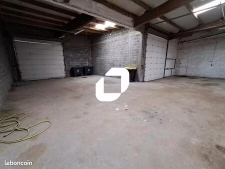 local bureaux 460 m²