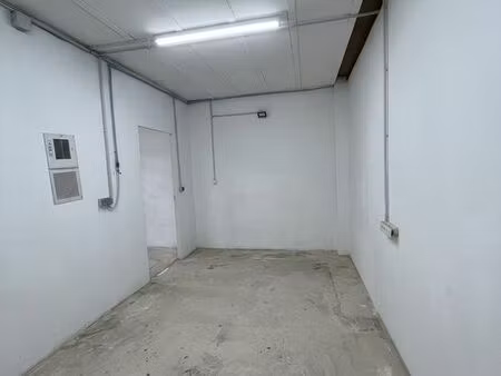 local commercial 66 m² – très lumineux – dispo avril 2026–
