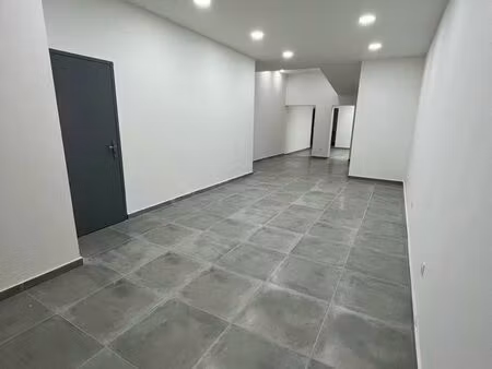 local commercial 120m2