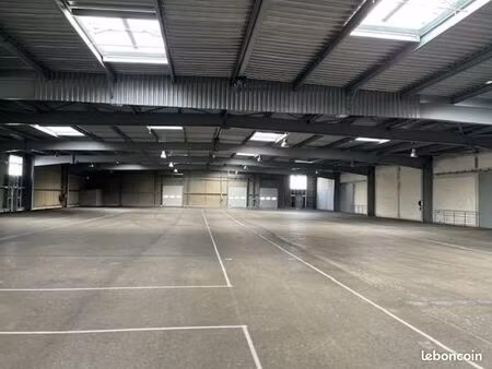 local 2994 m² mouguerre