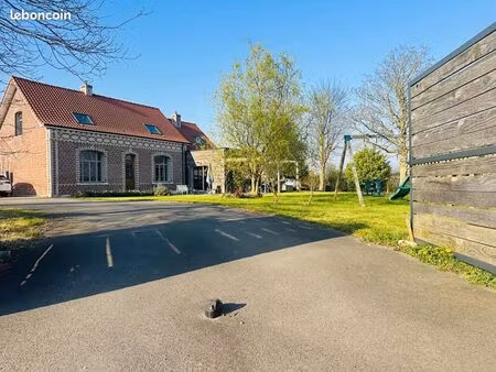 maison 5 pièces 189 m²