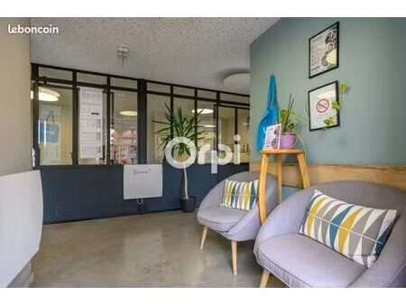 immeuble 2 pièces 102 m²