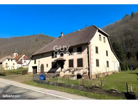 propriété 9 pièces 200 m²