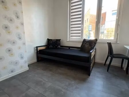 arras studio meublé  face à l’université d’artois