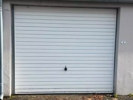 a louer garage 17 m2