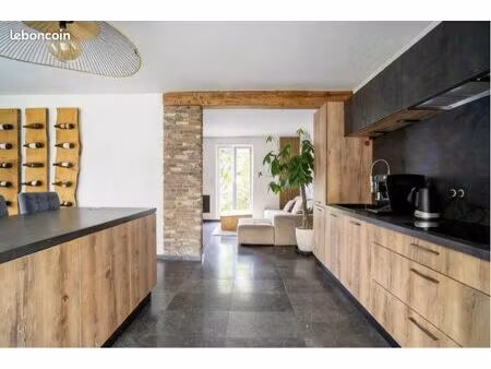 maison individuelle rénovée – 170 m² – terrain 1600 m² – cadre campagne sans vis-à-vis