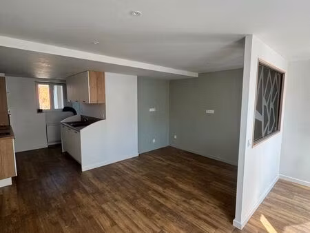 maison de ville avec jardin – centre-ville  proche commerces