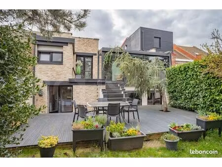 maison 5 pièces 170 m²