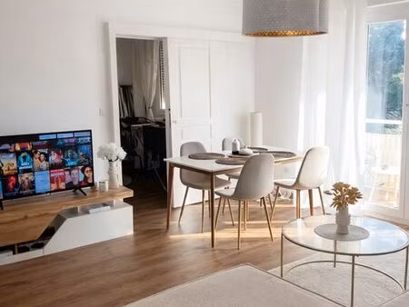 appartement t4 rénové et meublé