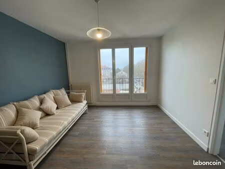 studio lumineux 1 pièce 29m2 rénové