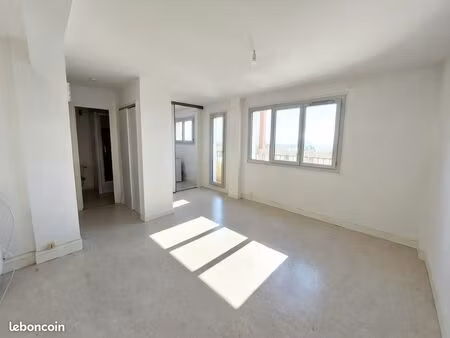 studio tarbes-sud - entre centre et université