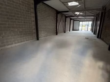 local commercial 175 m² caudry